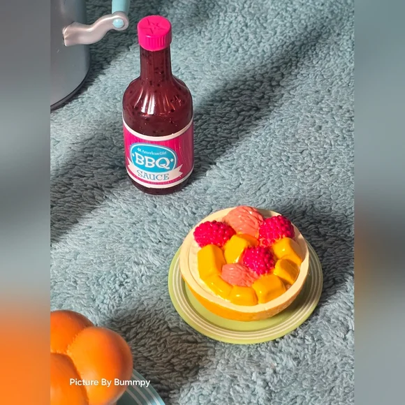 American Girl Slow Cooker Dinner Set. It was part of the "Truly Me" product line - Picture 3 of 7